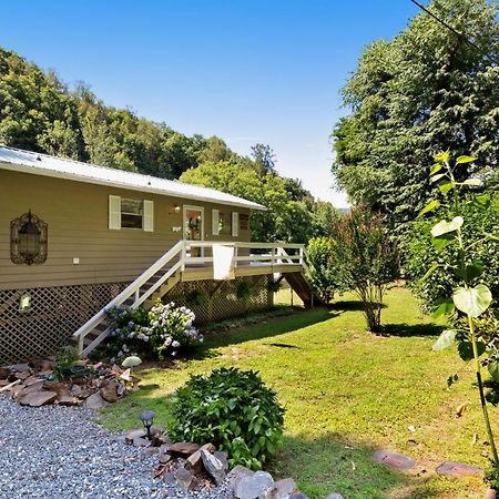 2 Bed 1 Bath Vacation Home In Sylva Exterior photo